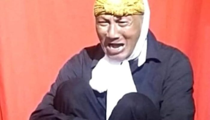 Bunga di Atas Awan-Awan Atawa Cinta Dibalut Hitam nur e1753513224346