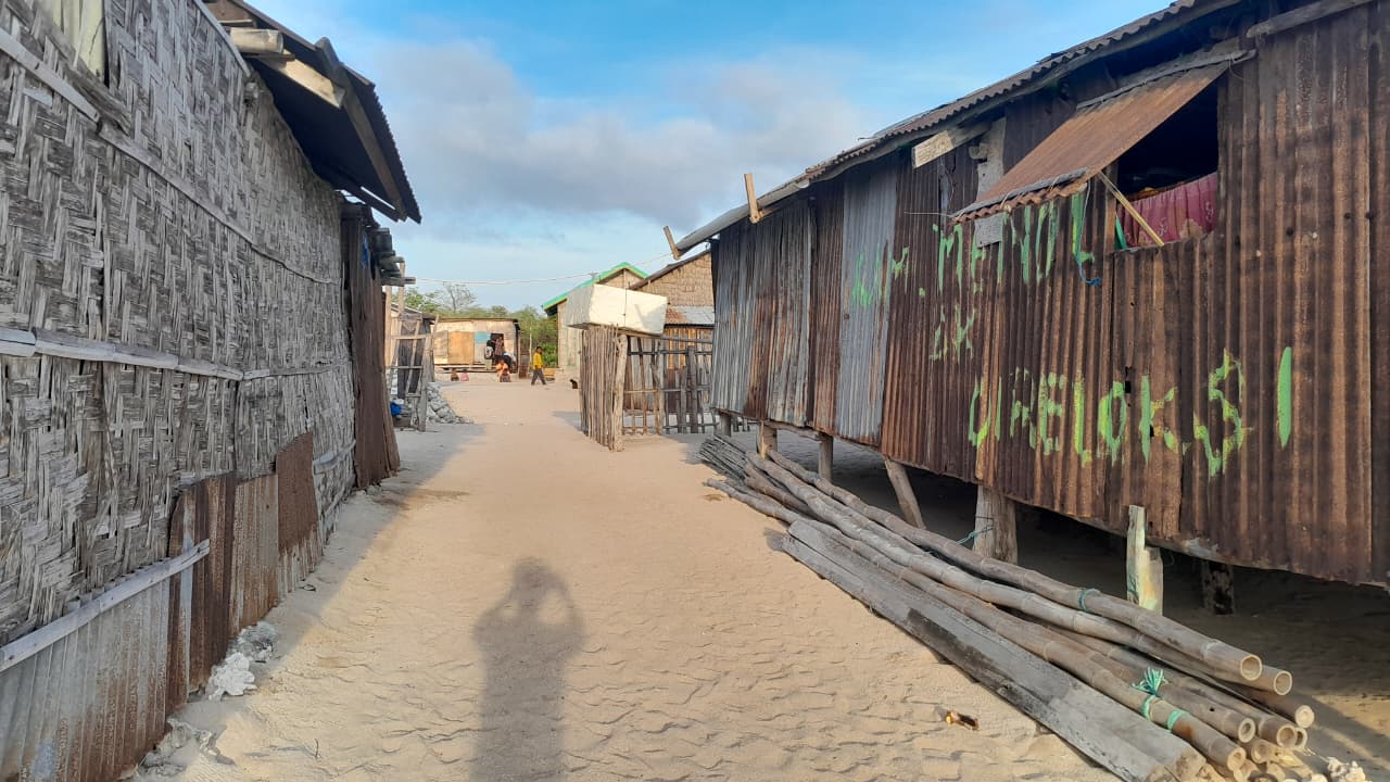 kami menolak relokasi