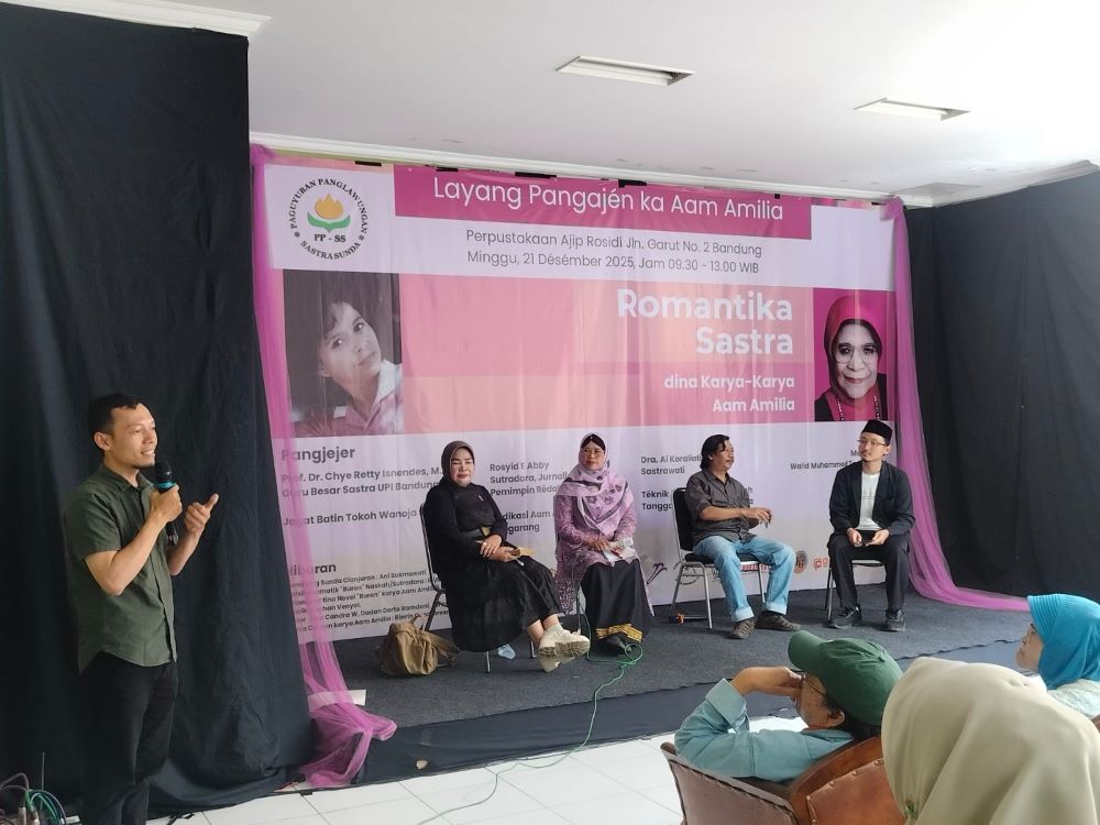 MEMBACA ROMANTIKA DALAM SASTRA SUNDA AAM AMILIA