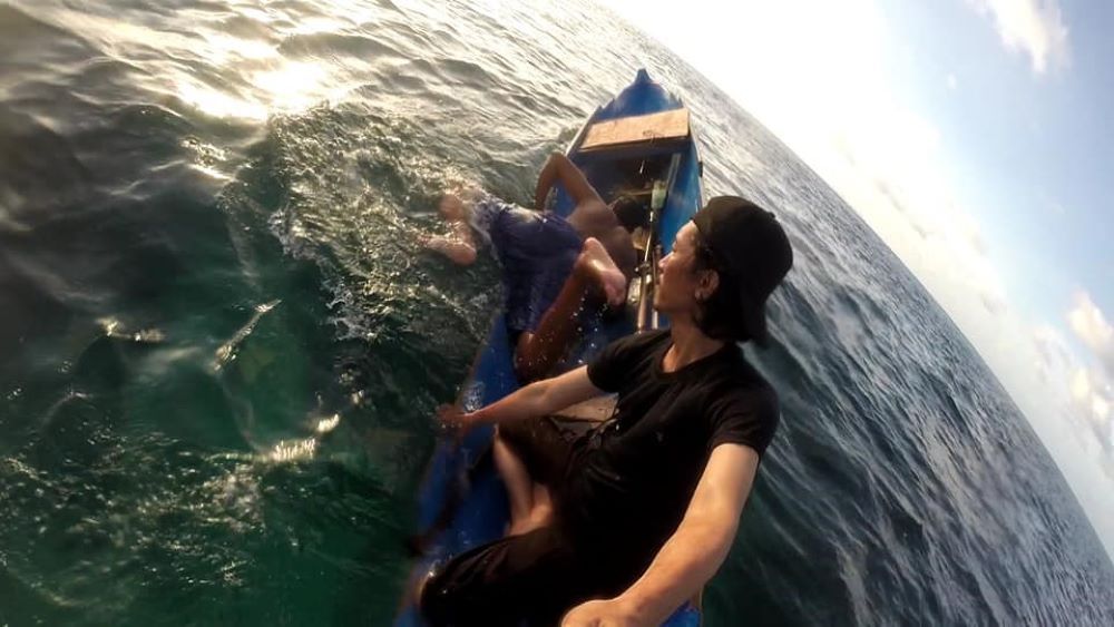 memanah ikan di laut Hoga 1