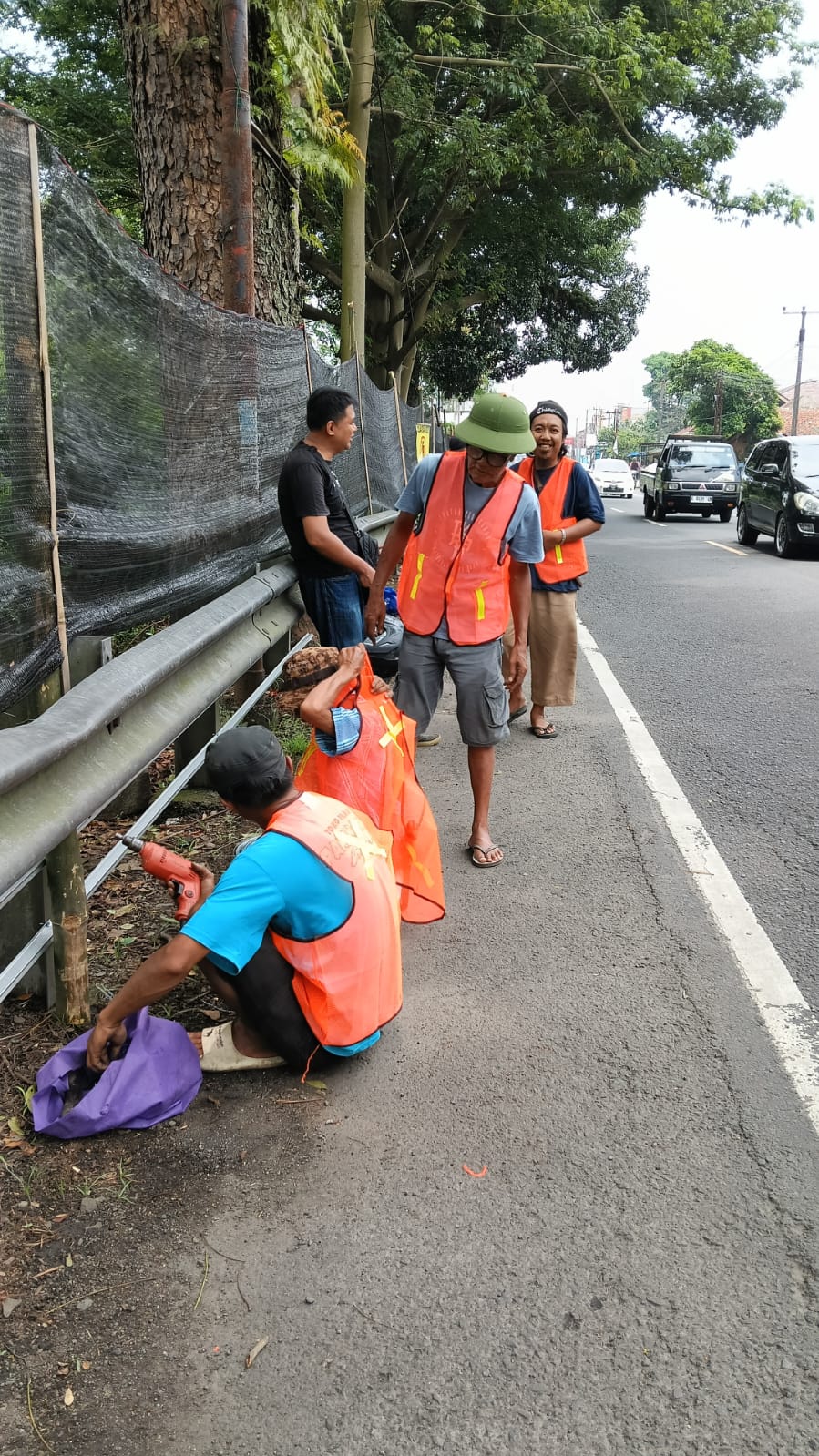 Transformasi Randu Gede: Swadaya Membangun Peradaban dari Pinggir Jalan Provinsi dan Rel Kereta randu gede 3