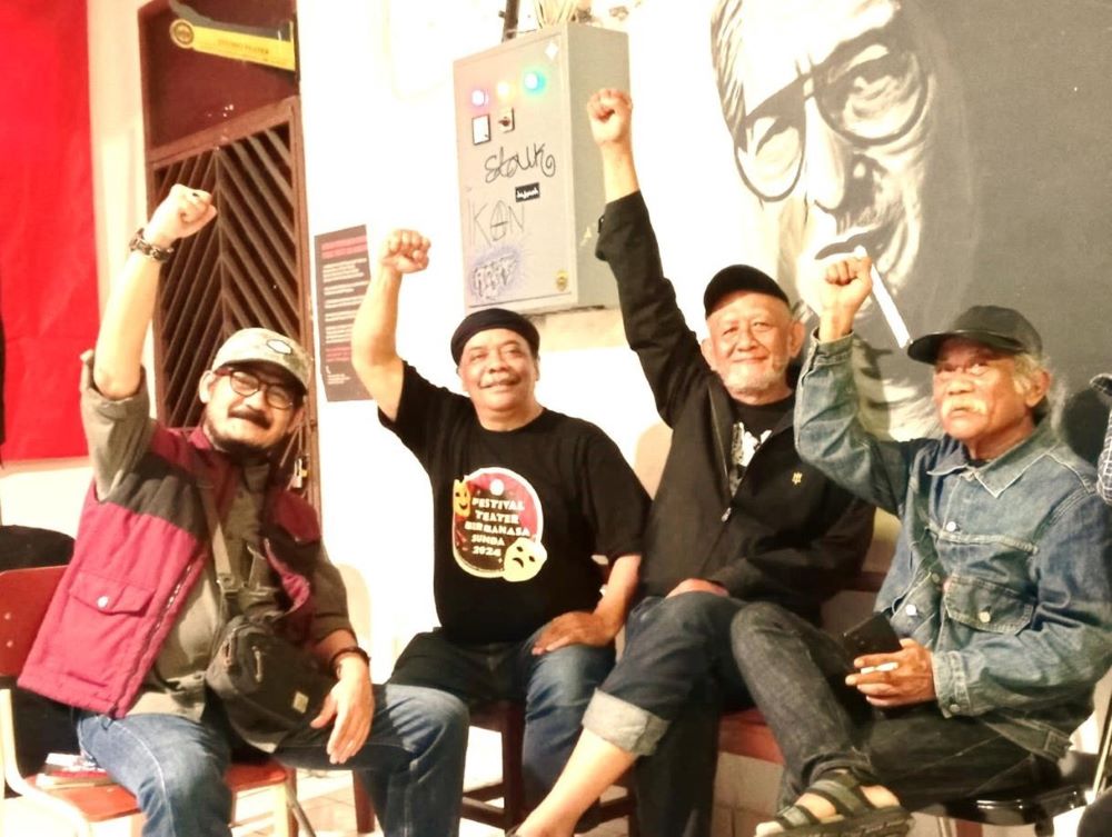 IDEOLOGI TUBUH SEBAGAI IDEOLOGI KARYA: DISTINGSI RADIKAL ESTETIKA TEATER PAYUNG HITAM (TPH) BANDUNG