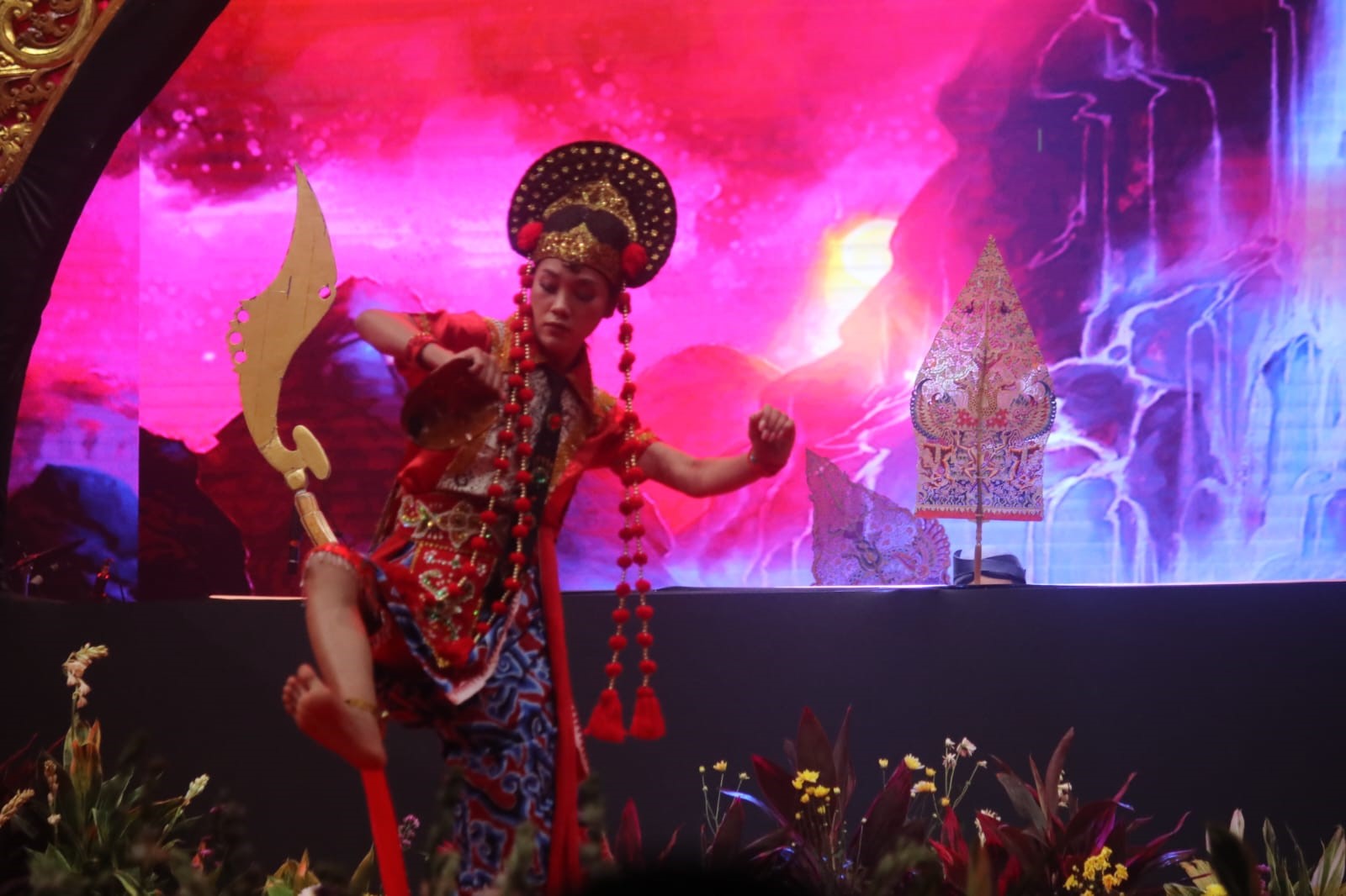 REVOLUSI PARADIGMA PARIWISATA BERBASIS BUDAYA NUSANTARA wayang ajen