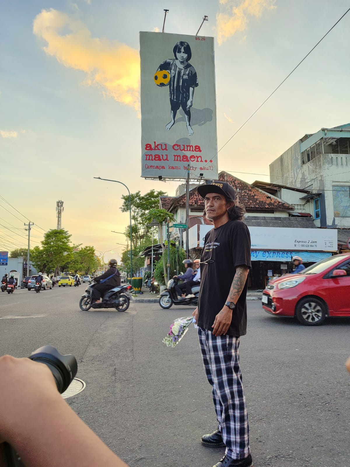 PROTES VISUAL DIGIE SIGIT: MENGGUGAT RUANG BERMAIN DAN BULLYING ANAK yogya 3
