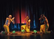 TUBUH SEBAGAI DRAMATURGI: PERGESERAN PARADIGMA TEATER INDONESIA KONTEMPORER Jilatang is Installed 2 4