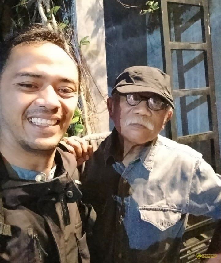 CARA MENJADI SEDERHANA: Antara Absurditas dan Panggilan untuk Pulang BABEH SABUR DAN ARIEF