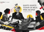hantu hantu tuhan di meja percakapan